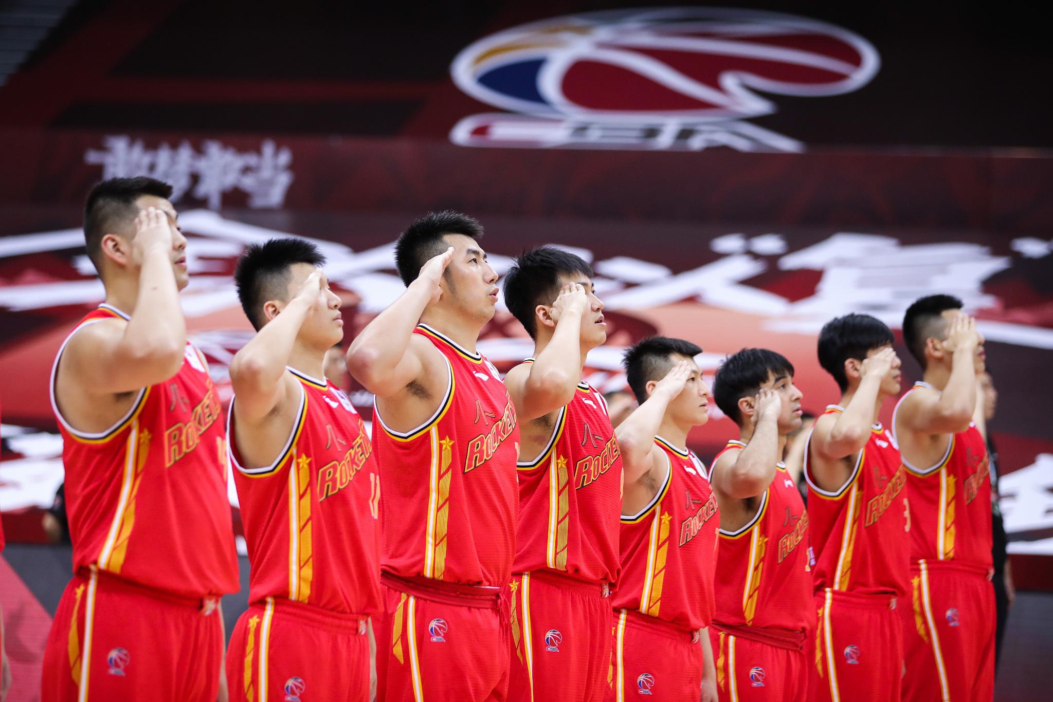 关于转会期CBA常规赛传出新动向，莱比锡门线救险，管理层表态——质疑声仍在，细节决定成败的信息-开云体育