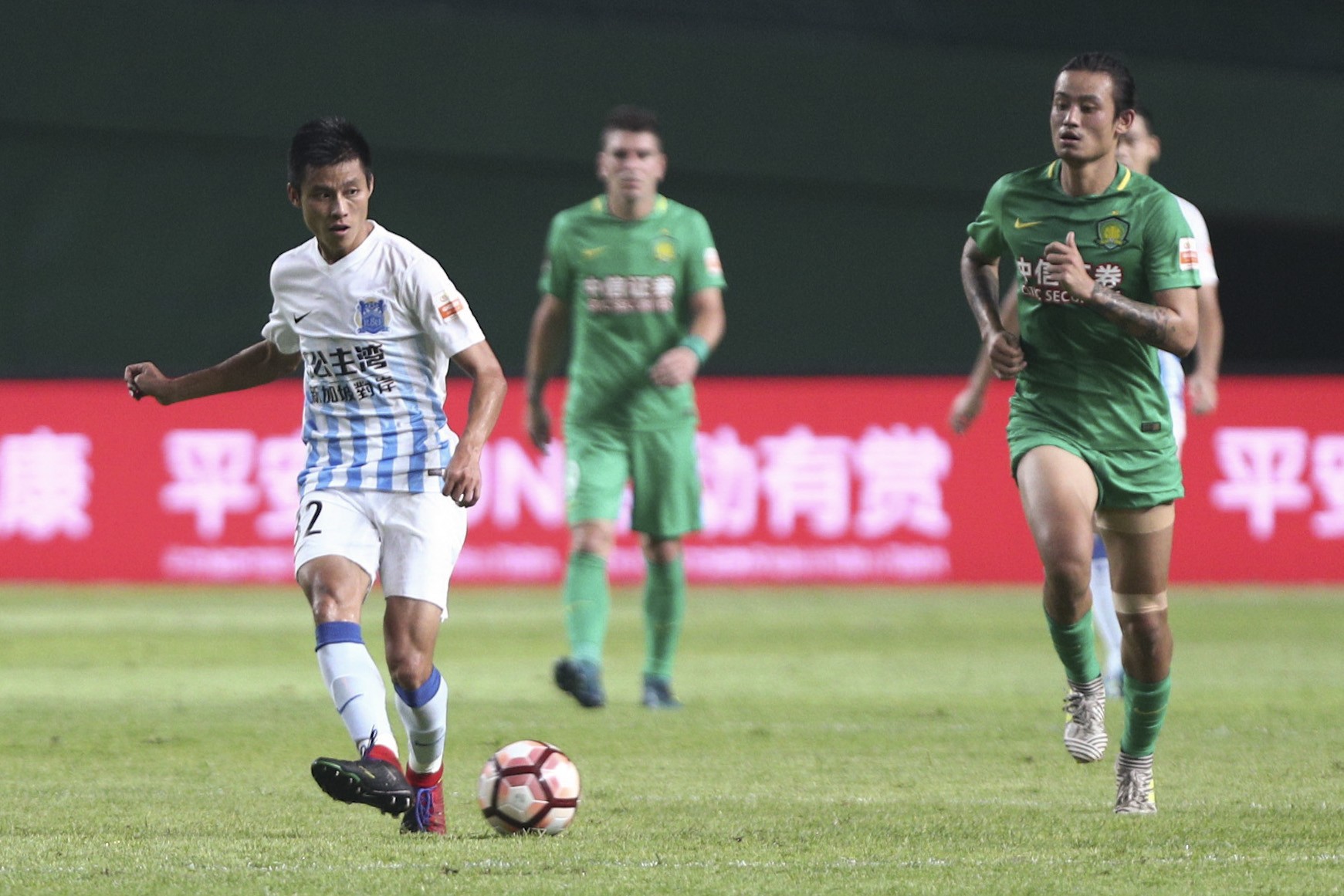 关于芝加哥公牛内部会议纪要流出：赛后门线救险，亚冠使命明确，赛程密集仍需轮换的信息-开云APP