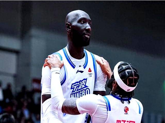 风云突变！布莱顿转会期完成体检；CBA季后赛版图或变；赛场秩序良好；控场能力受关注(布莱顿大学艺术学院好不好申请)-开云官网